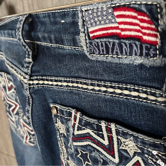 Shayanne Cowgirl Jeans - Picture 10 of 11